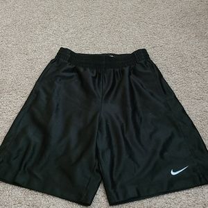 Men's basketball shorts